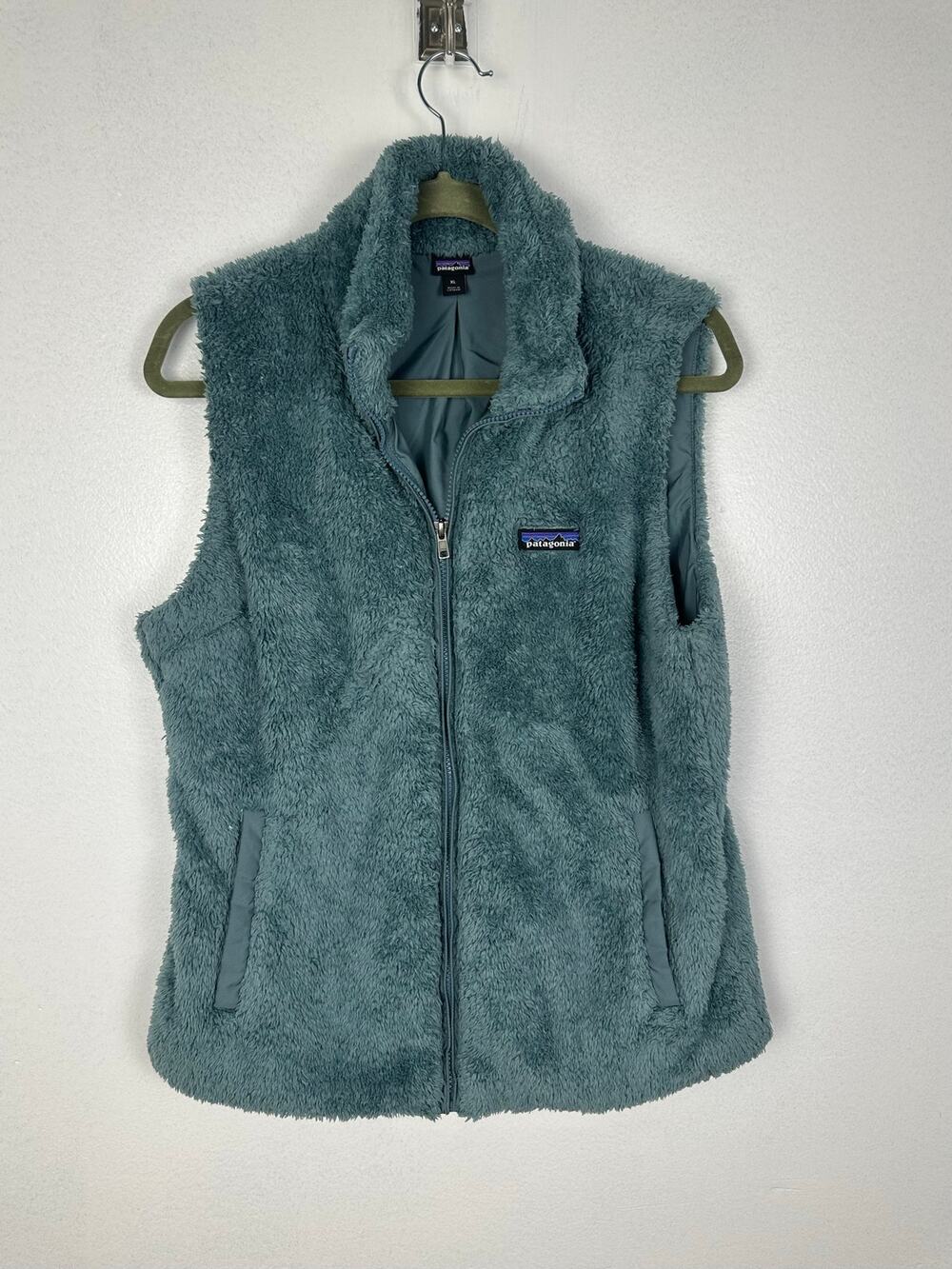 Patagonia Women's Teal Los Gatos Fleece Vest feminine silhouette warm Large
